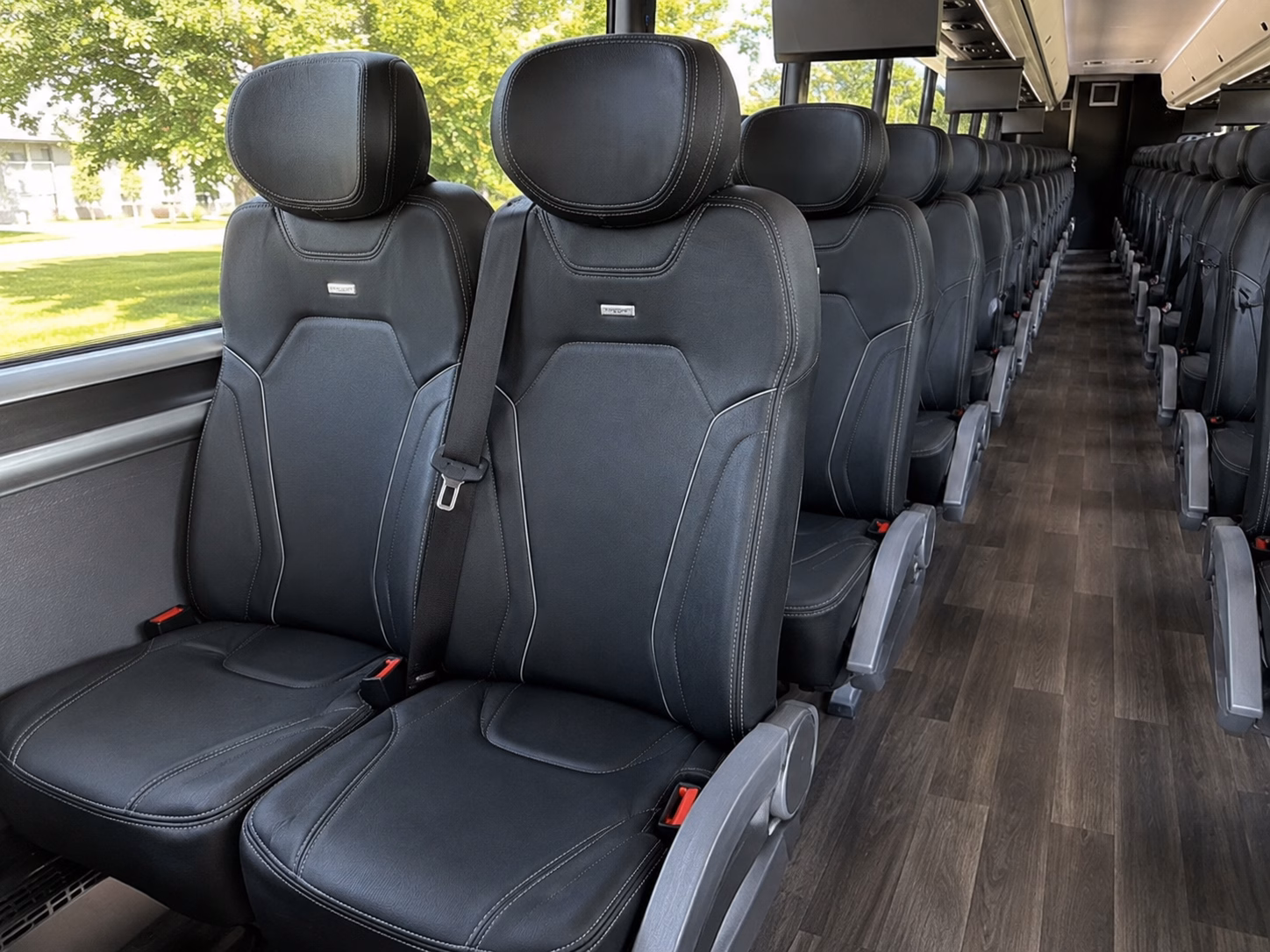 charter buses to the sierra foothills ava wineries from chico