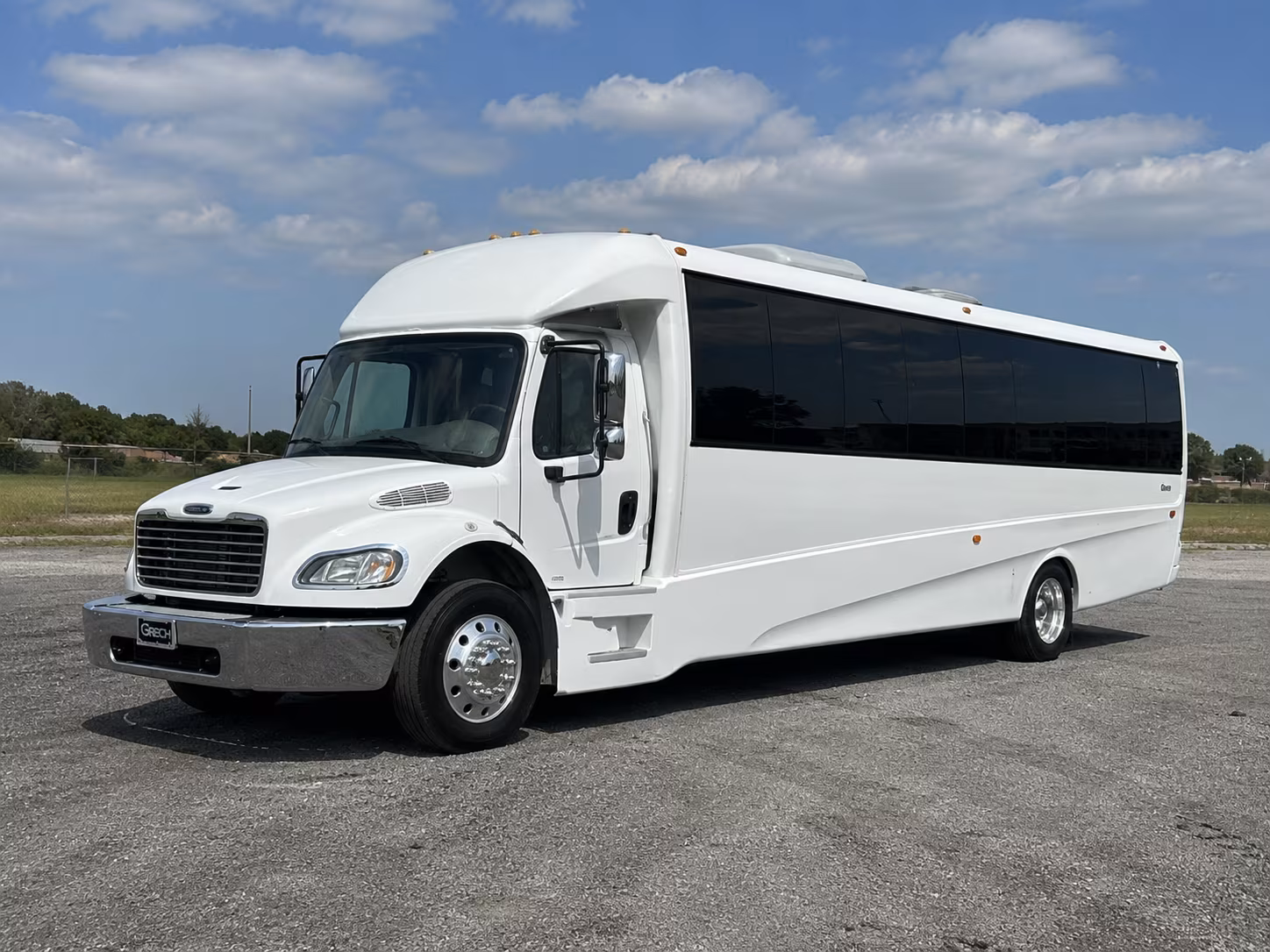 chico 50 passenger party bus