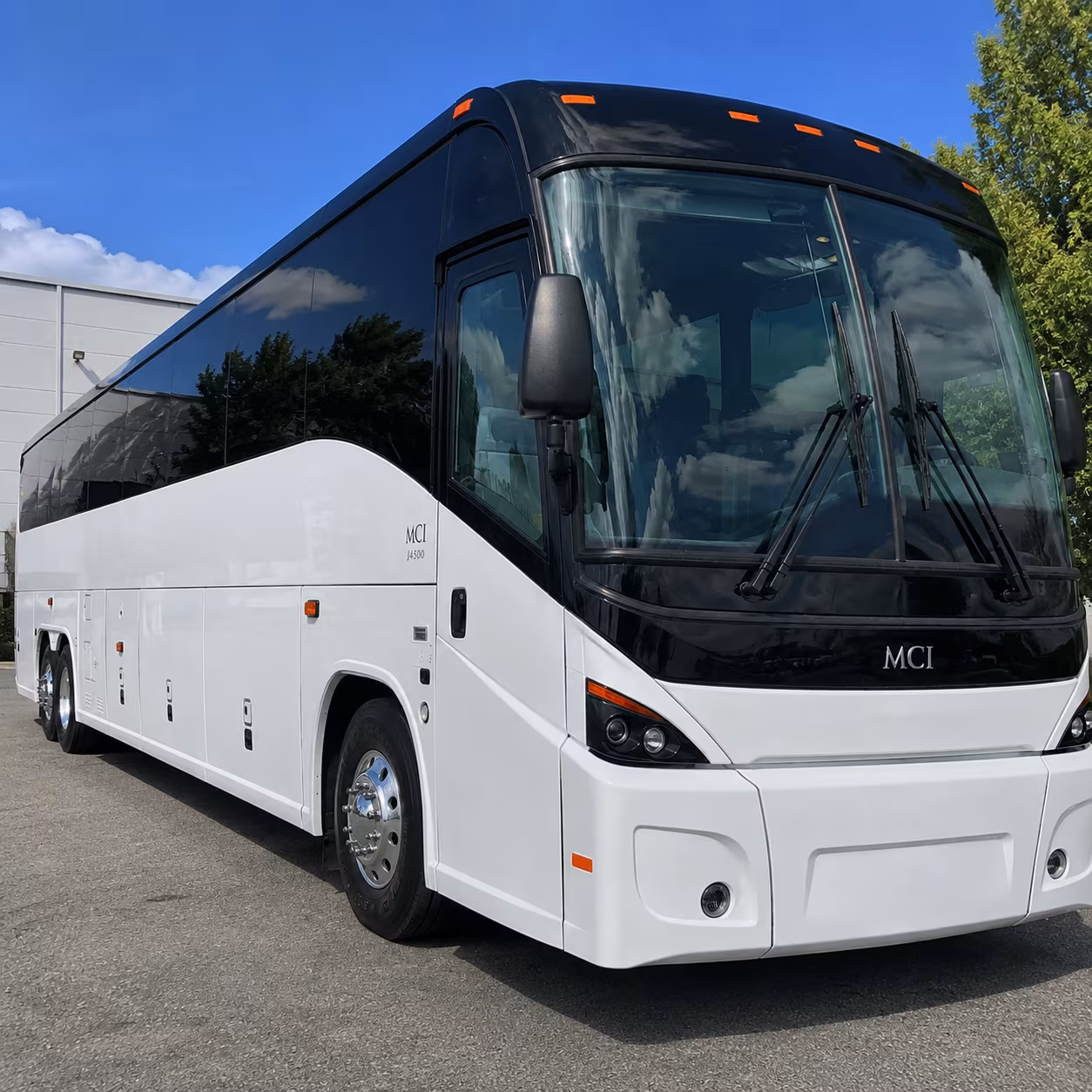 daily shuttle buses for enloe medical center and healthcare employees