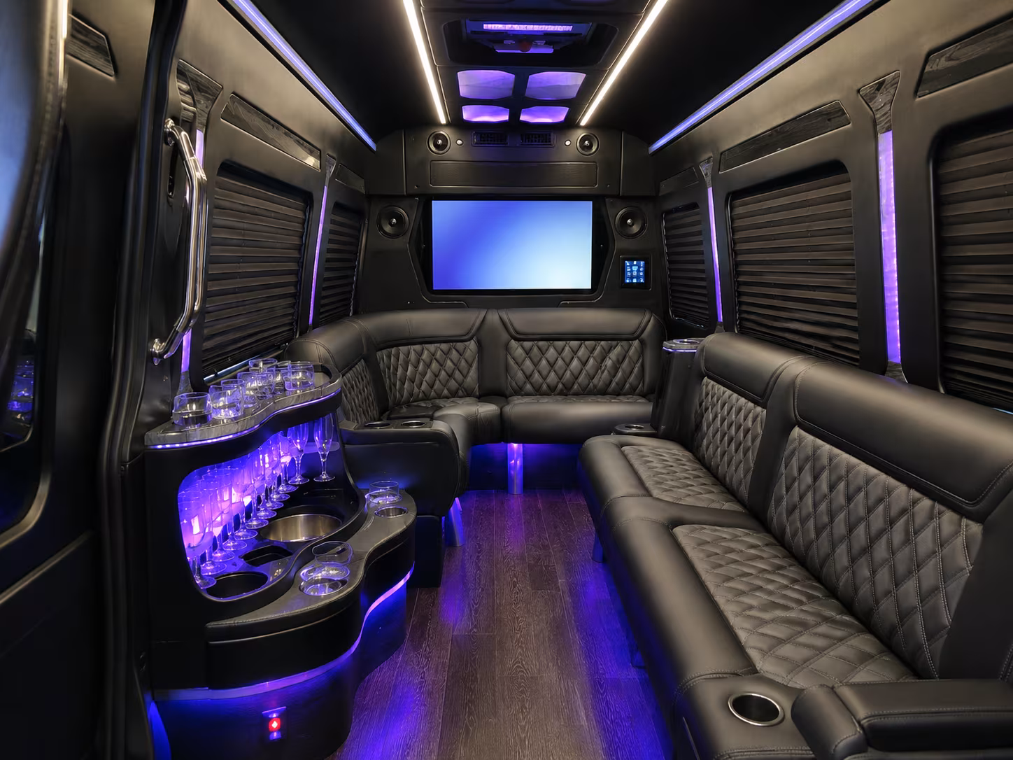 long distance buses to 49ers and giants games from chico
